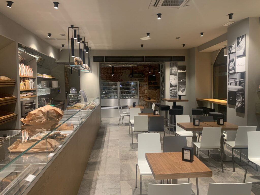 Strobino - wine bar e food shop ad Arona